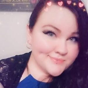 Meet your Posher, Michaela